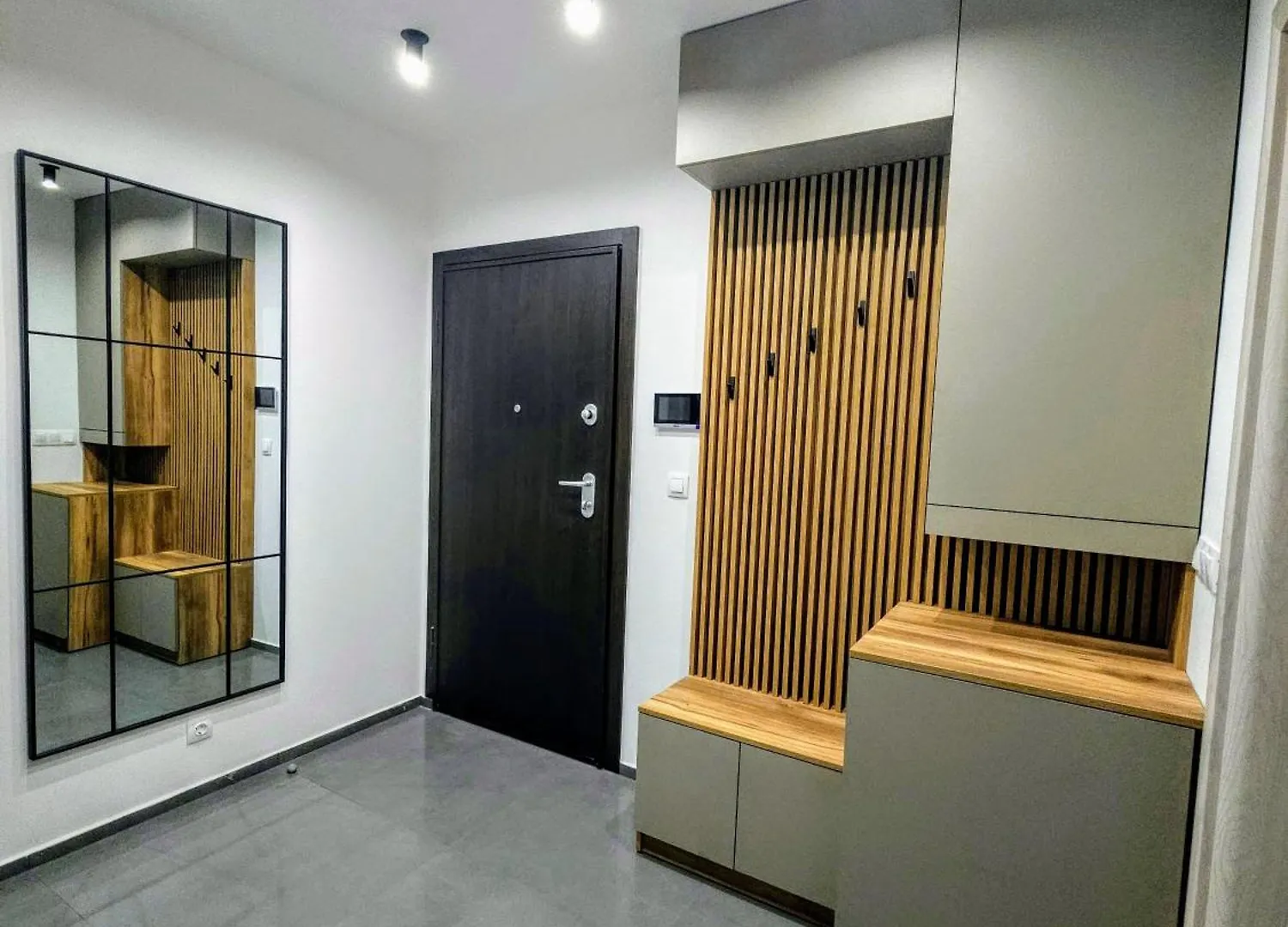 Central Park Galleria Burgas City Apartmán